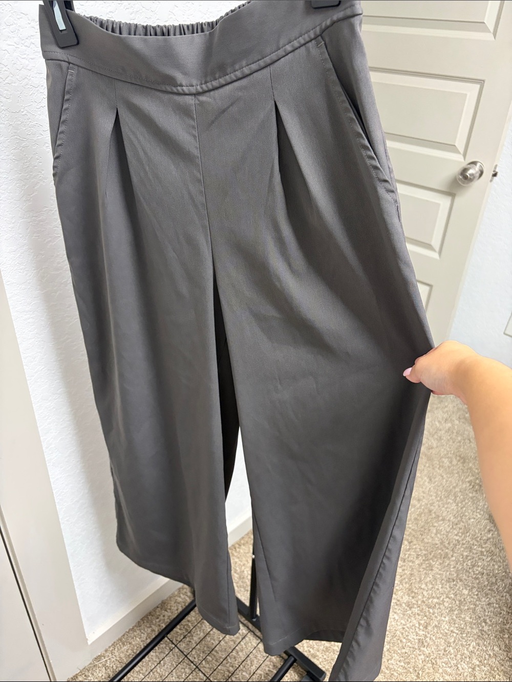 Max Studio Wide Leg Pants in Charcoal Gray